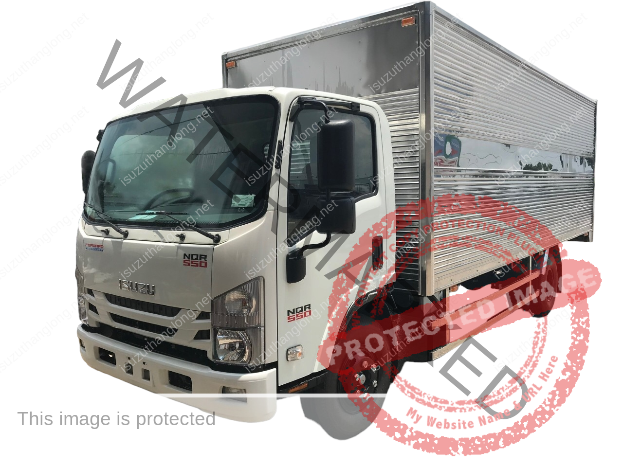 ISUZU NQR550 Thùng Kín Tải Trọng 5.7 Tấn