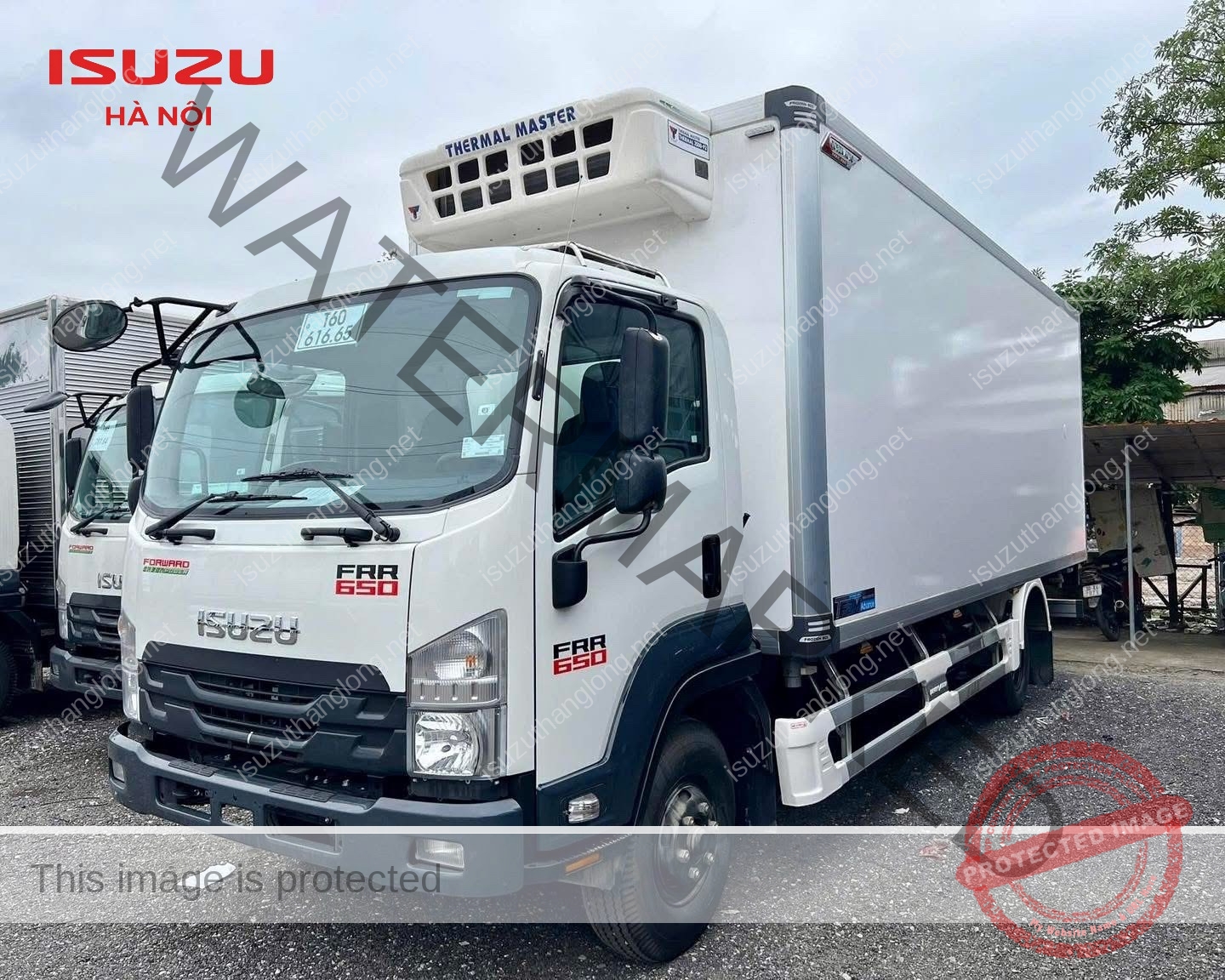 ISUZU FRR650 Thùng Đông Lạnh Tải Trọng 5.9 Tấn