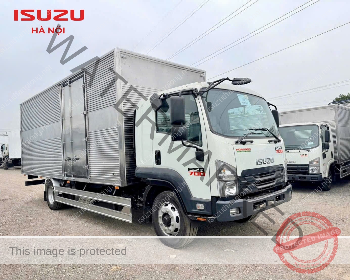 ISUZU FSR700 Thùng Kín Tải Trọng 7.6 Tấn