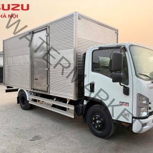 ISUZU NPR400 Thùng Kín Tải Trọng 3.5 Tấn