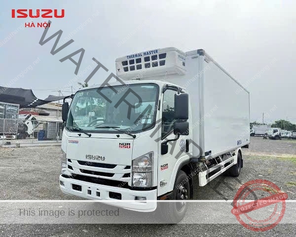 ISUZU NQR550 Thùng Đông Lạnh Tải Trọng 5.3 Tấn